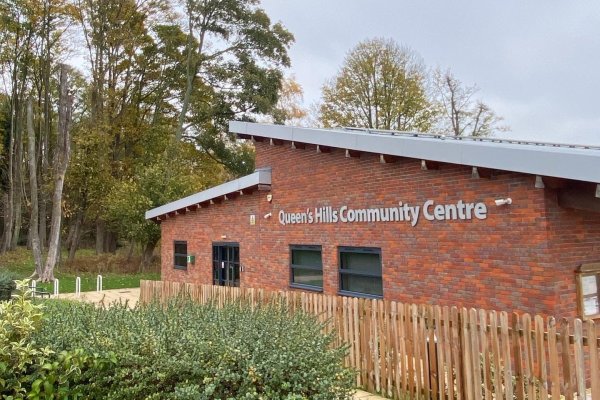 Queen's Hills Community Centre 